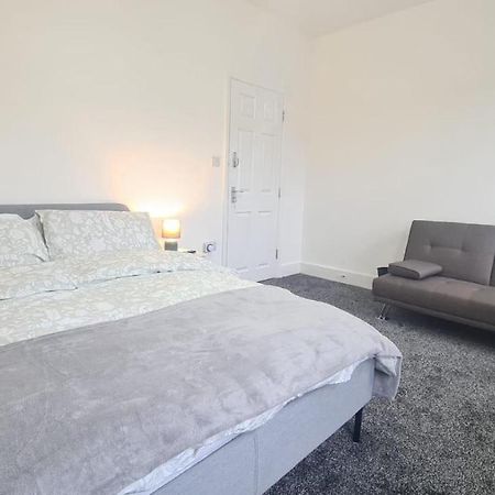 Spacious Private Room In Manor Park London Luaran gambar